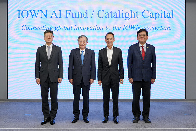 Photo of press conference