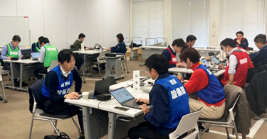Drill assembling the disaster response headquarters at the alternative base photo