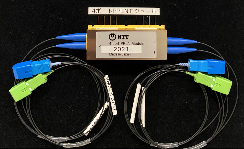 Fig 3 Newly developed quantum light source (Optical parametric amplifier).