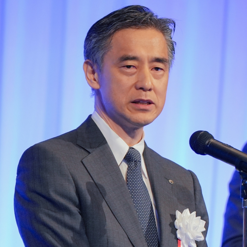 Riaki HOSHINO, Representative Member of the Board, Senior Executive Vice President and CTO, NTT