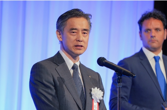 Riaki HOSHINO, Representative Member of the Board, Senior Executive Vice President and CTO, NTT