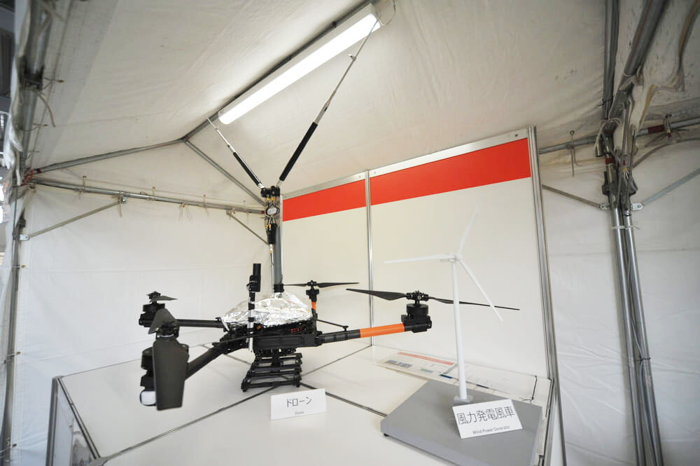展示：風車の無停止点検で発電量アップ