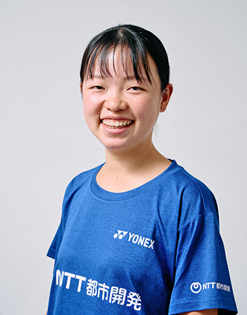 画像：鈴木 梨子選手の顔写真。