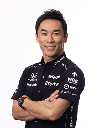 画像:佐藤 琢磨選手の顔写真。