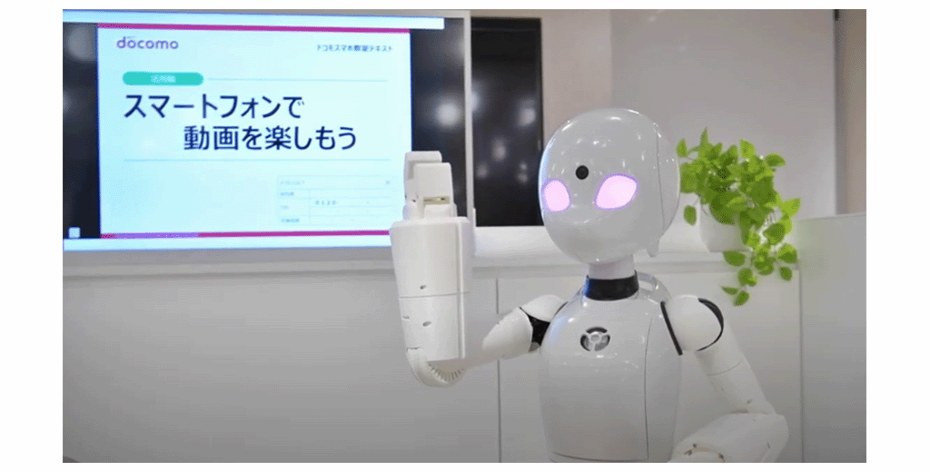 d-garden 五反田店におけるスマホ教室を行うOriHime-D（写真）