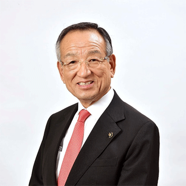 山梨市長　高木　晴雄　氏