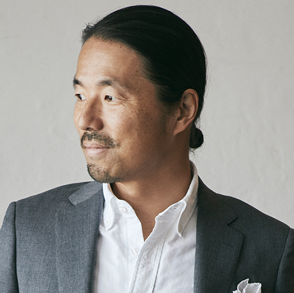『WIRED』日本版編集長・松島倫明の顔画像