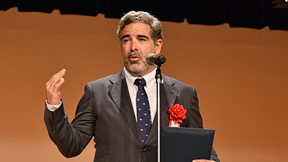 授賞式登壇の様子4