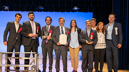 授賞式登壇の様子5