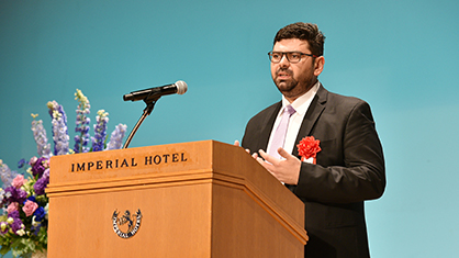 授賞式登壇の様子1