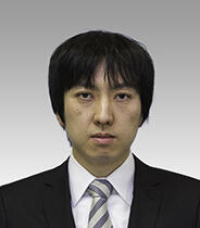 野崎謙悟氏